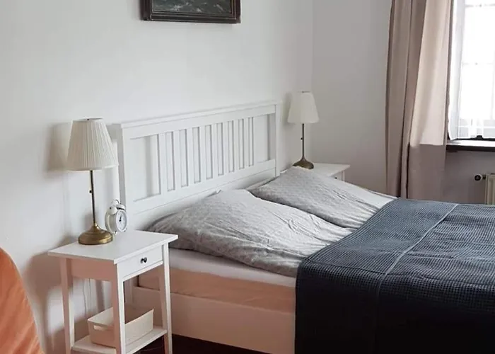 Old House Δωμάτια σε οικογενειακή κατοικία *